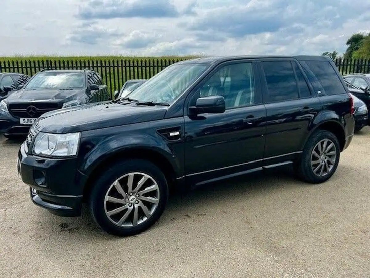 2011-land-rover-freelander-2-22sd4-sport-le-big-1