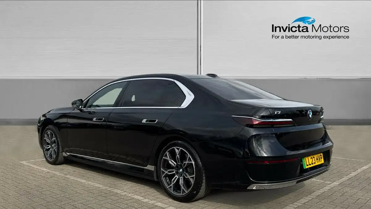 2023-bmw-7-series-e-i7-xdrive60-excellence-pro-big-9