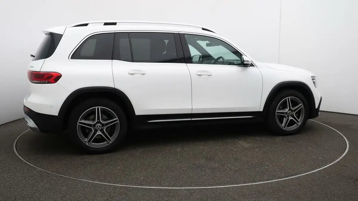 2020-mercedes-benz-glb-class-20d-glb220d-amg-line-premium-5-big-55