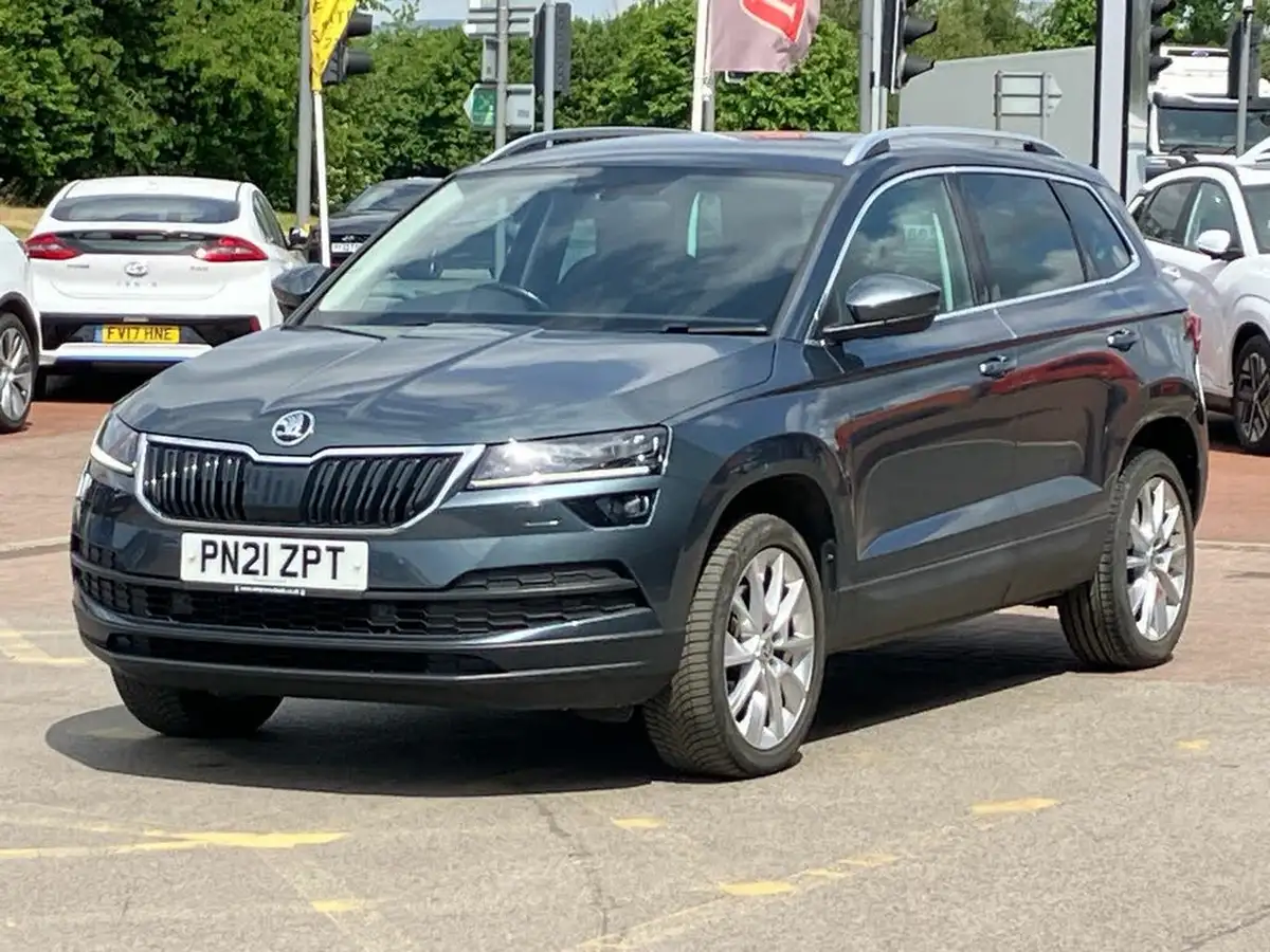 2021-skoda-karoq-15-tsi-se-l-dsg-big-31