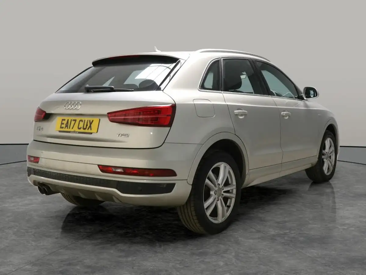 2017-audi-q3-14-tfsi-s-line-edition-big-13