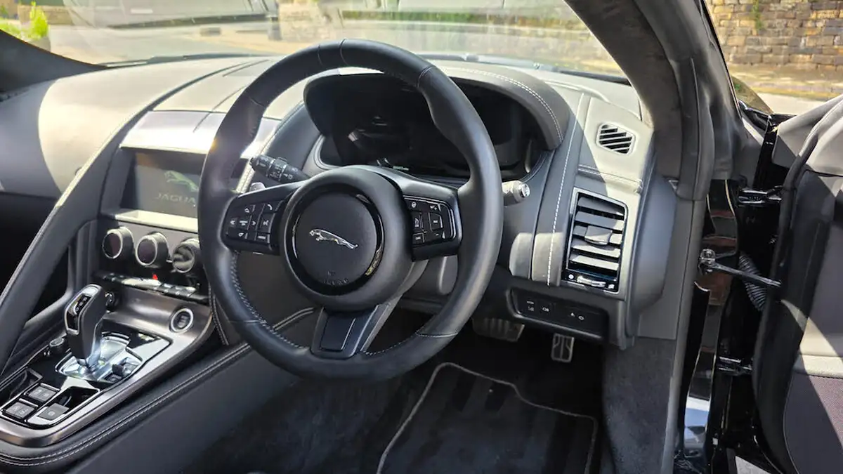 2023-jaguar-f-type-50-v8-p450-75-awd-coupe-big-25