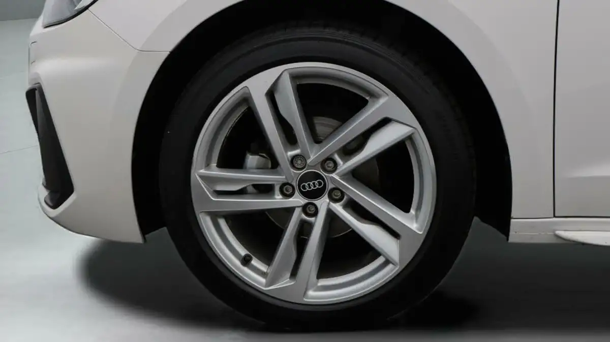 2021-audi-a1-10-25-tfsi-s-line-big-18