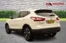 2014-nissan-qashqai-15dci-tekna-small-4