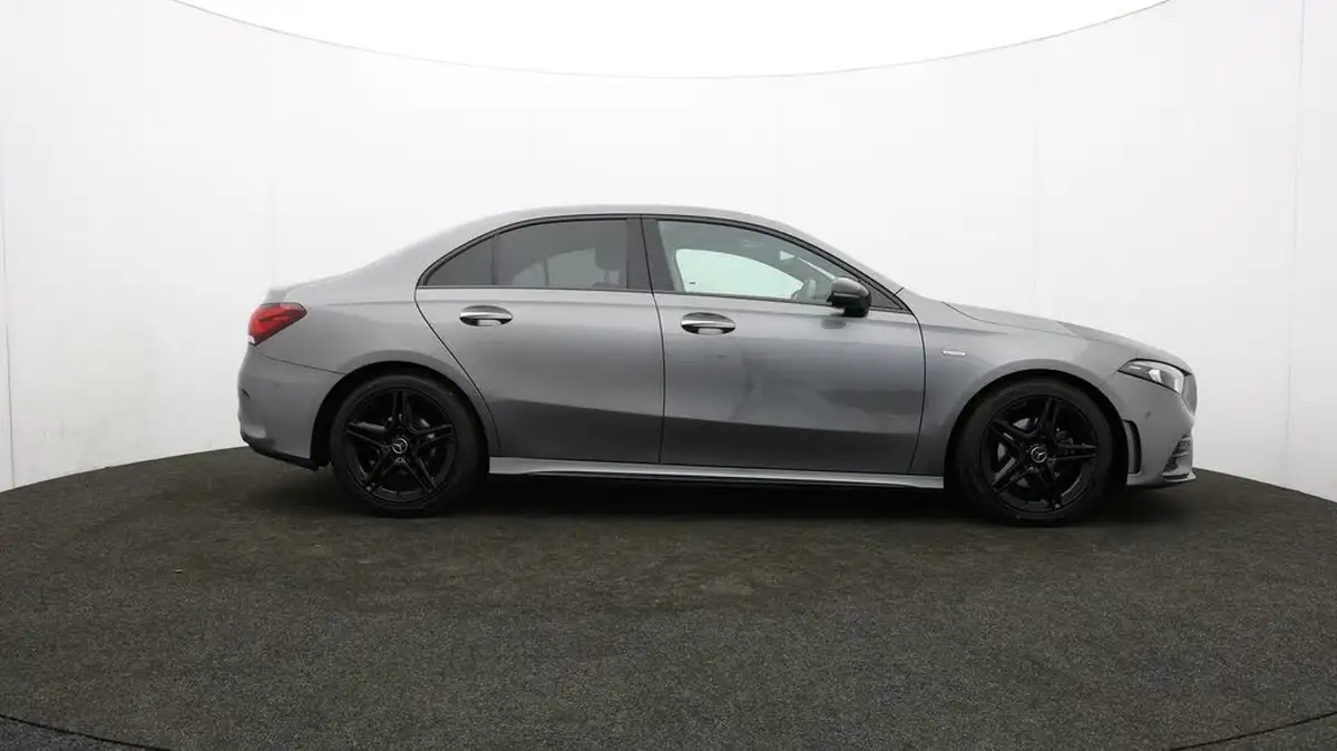2022-mercedes-benz-a-class-13-a180-amg-line-premium-edition-saloon-4d-7g-dct-big-42