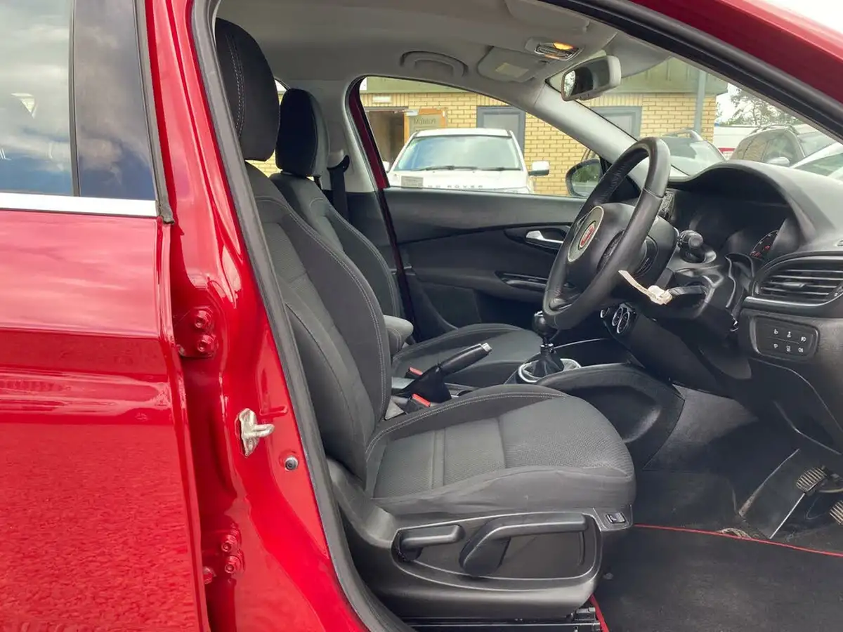 2017-fiat-tipo-16multijet-lounge-station-wagon-big-5