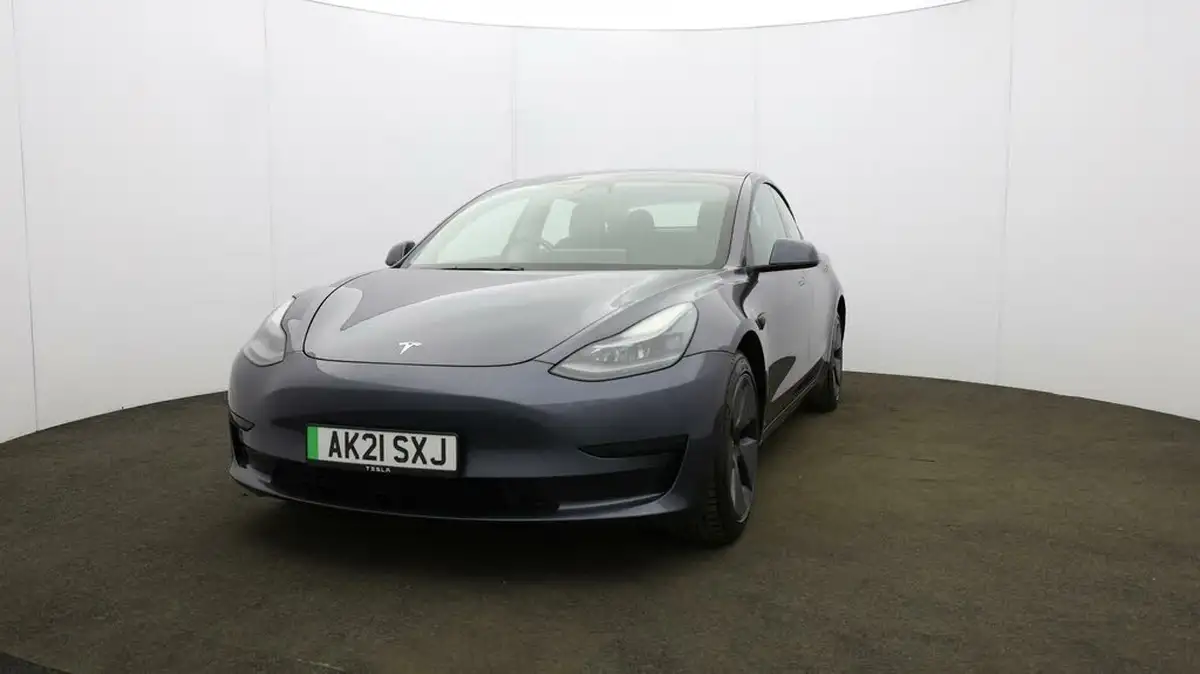 2021-tesla-model-3-e-standard-plus-big-37