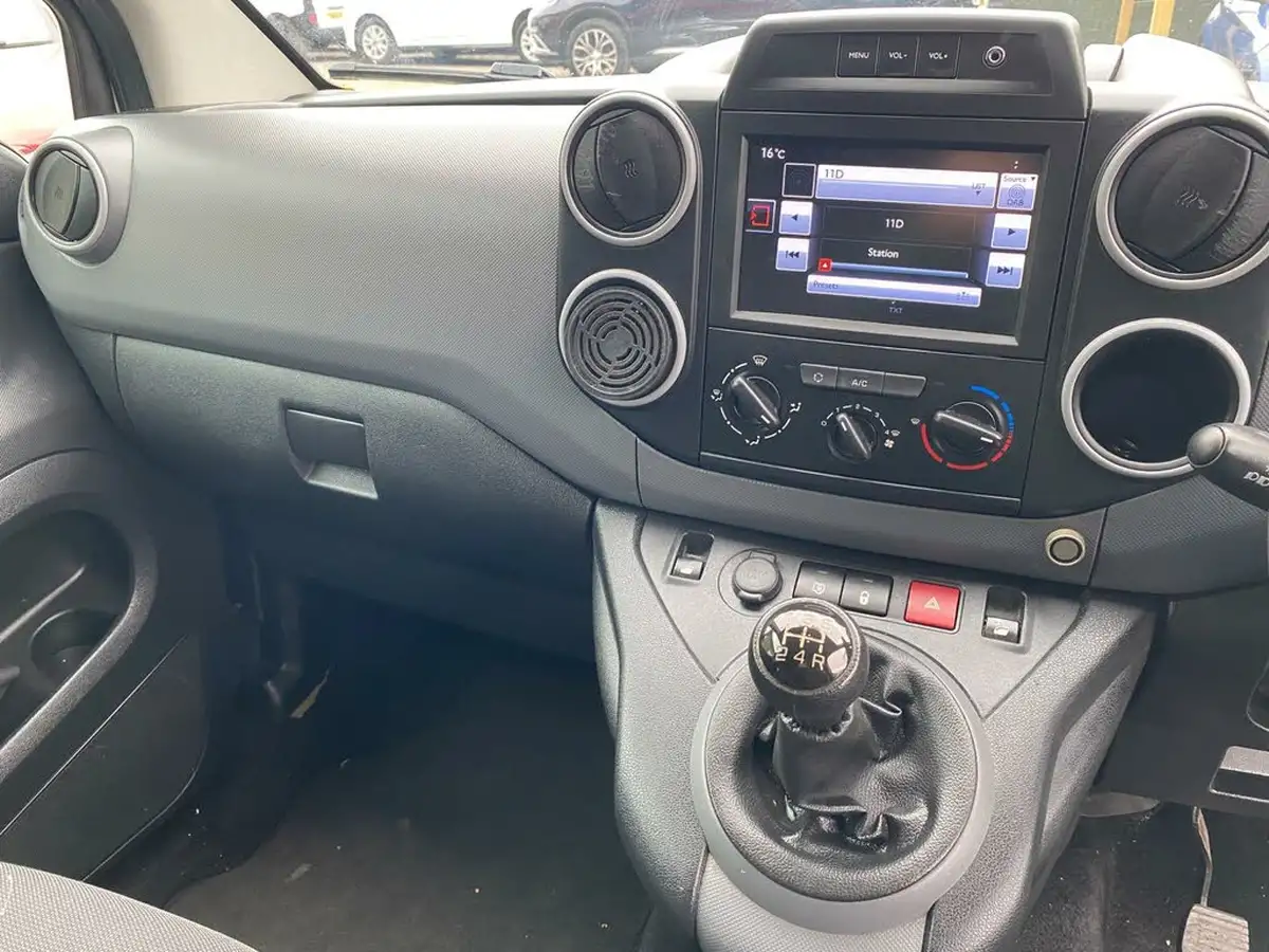2018-citroen-berlingo-16td-l1625-enterprise-special-edition-panel-big-33