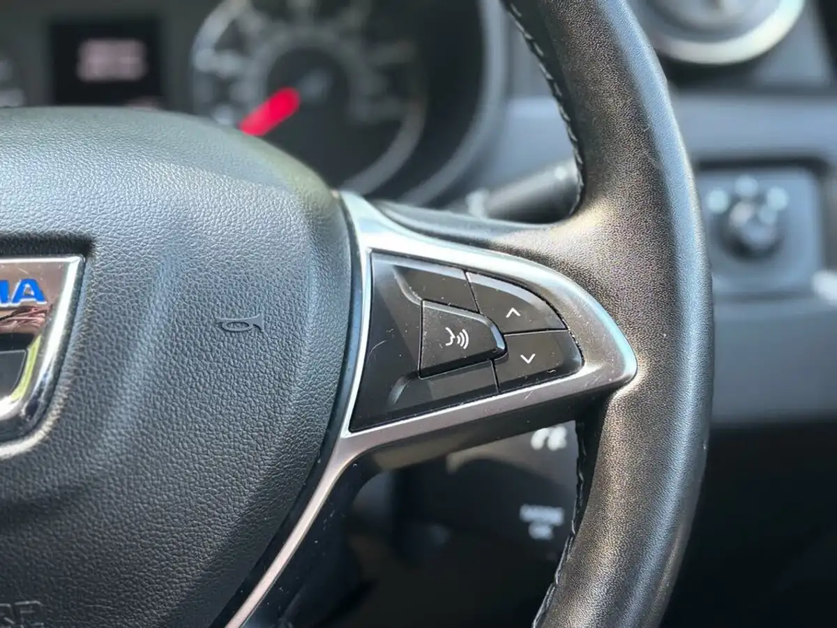 2019-dacia-duster-16-sce-comfort-big-30