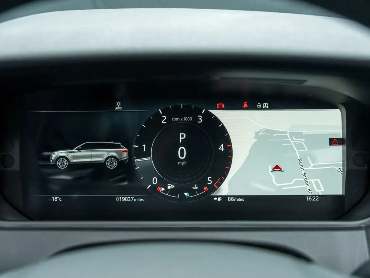2022-land-rover-range-rover-velar-30-d300-r-dynamic-hse-big-31