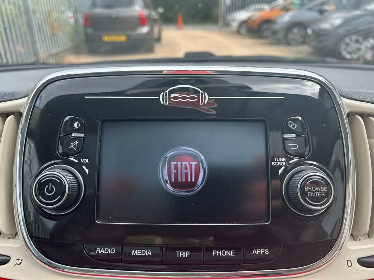 2016-fiat-500-12-lounge-big-9