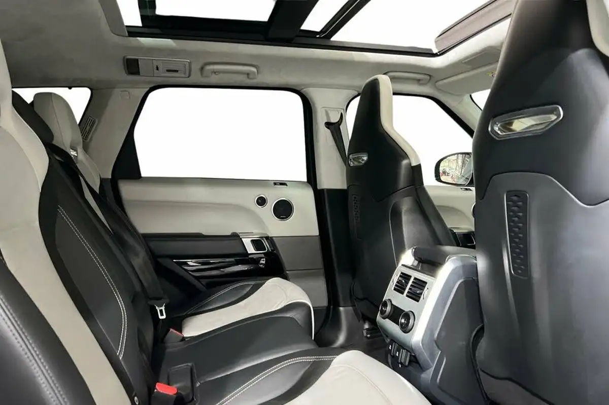 2019-land-rover-range-rover-sport-50-v8-p575-svr-big-9