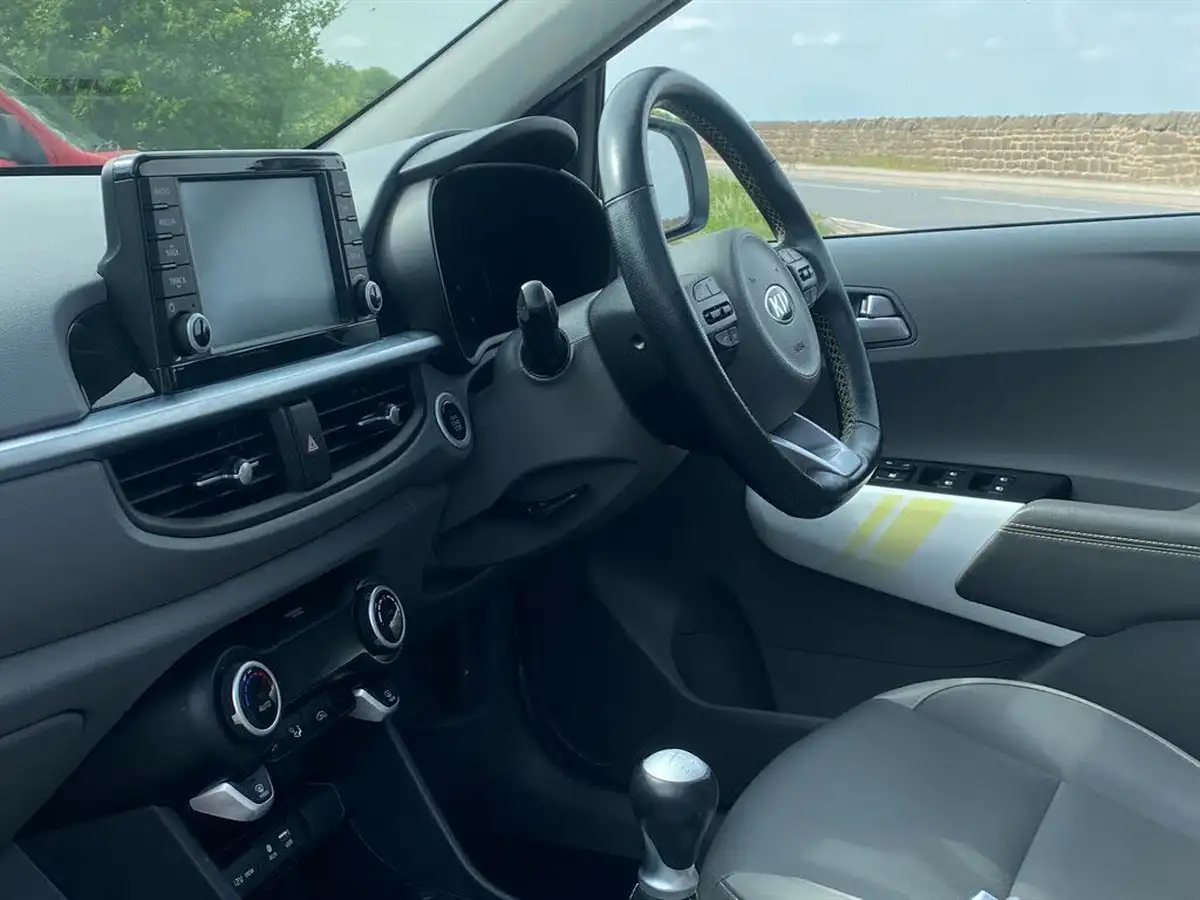 2018-kia-picanto-125-x-line-s-big-18