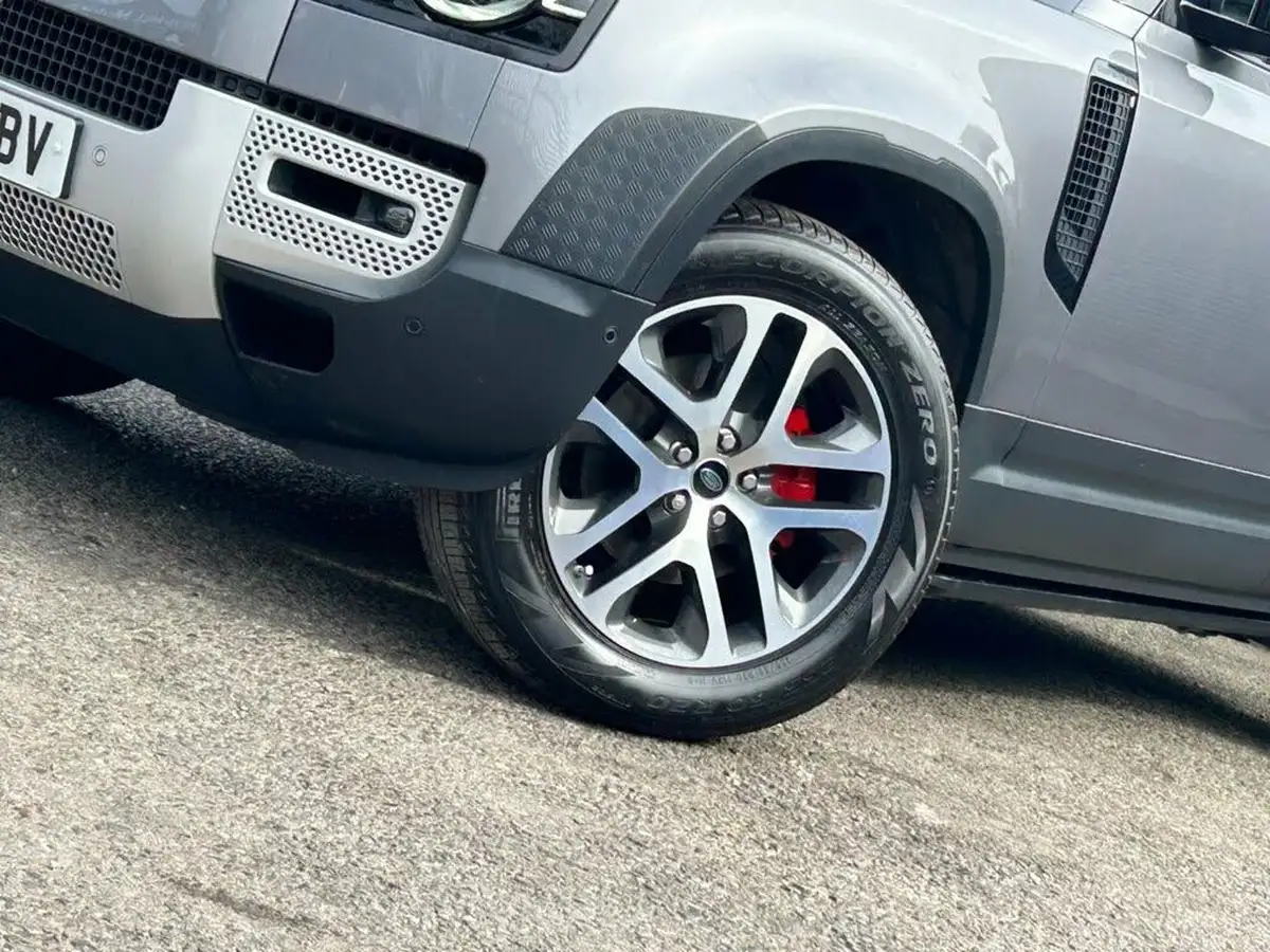 2020-land-rover-110-defender-30-d200-se-big-5