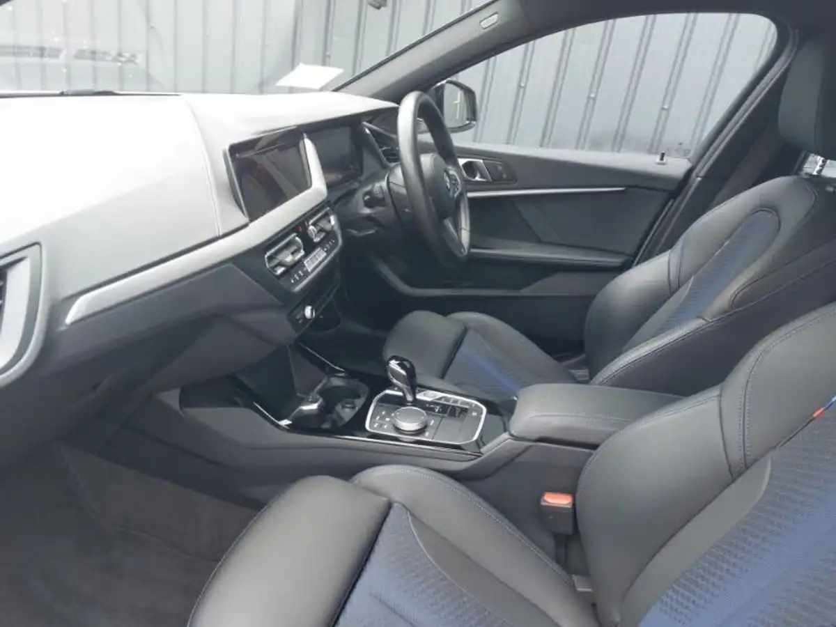 2023-bmw-1-series-15-118i-m-sport-lcp-dct-big-4