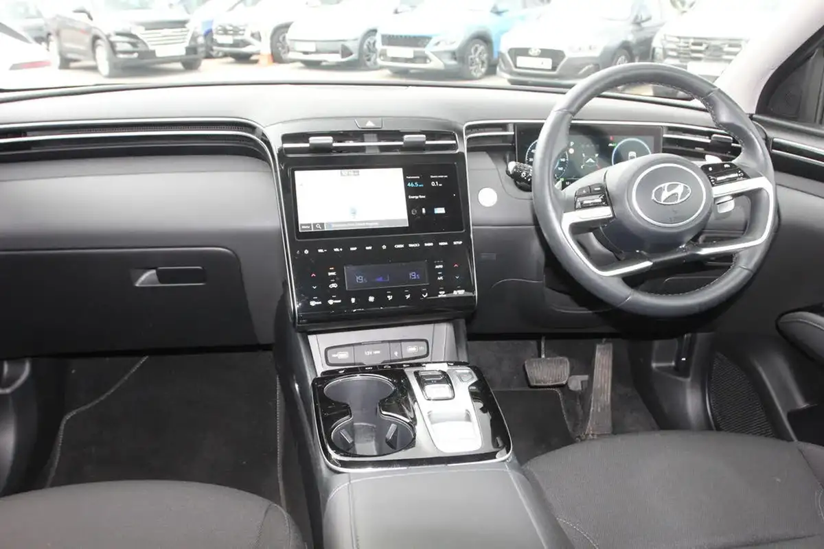 2023-hyundai-tucson-16-t-gdi-premium-230ps-hybrid-auto-big-14