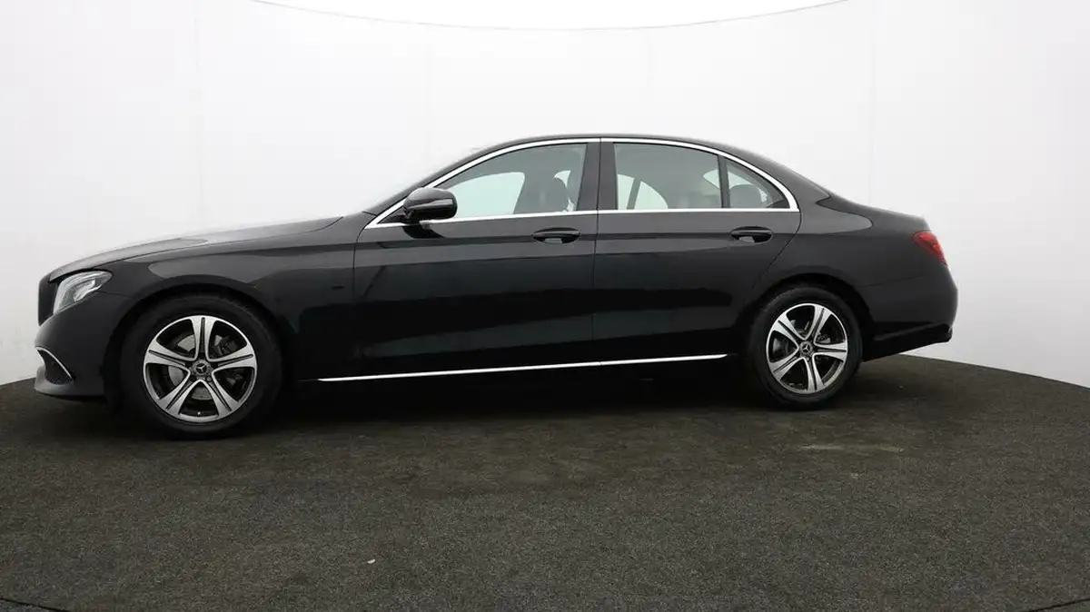 2019-mercedes-benz-e-class-20d-e220d-se-ss-saloon-4d-big-67