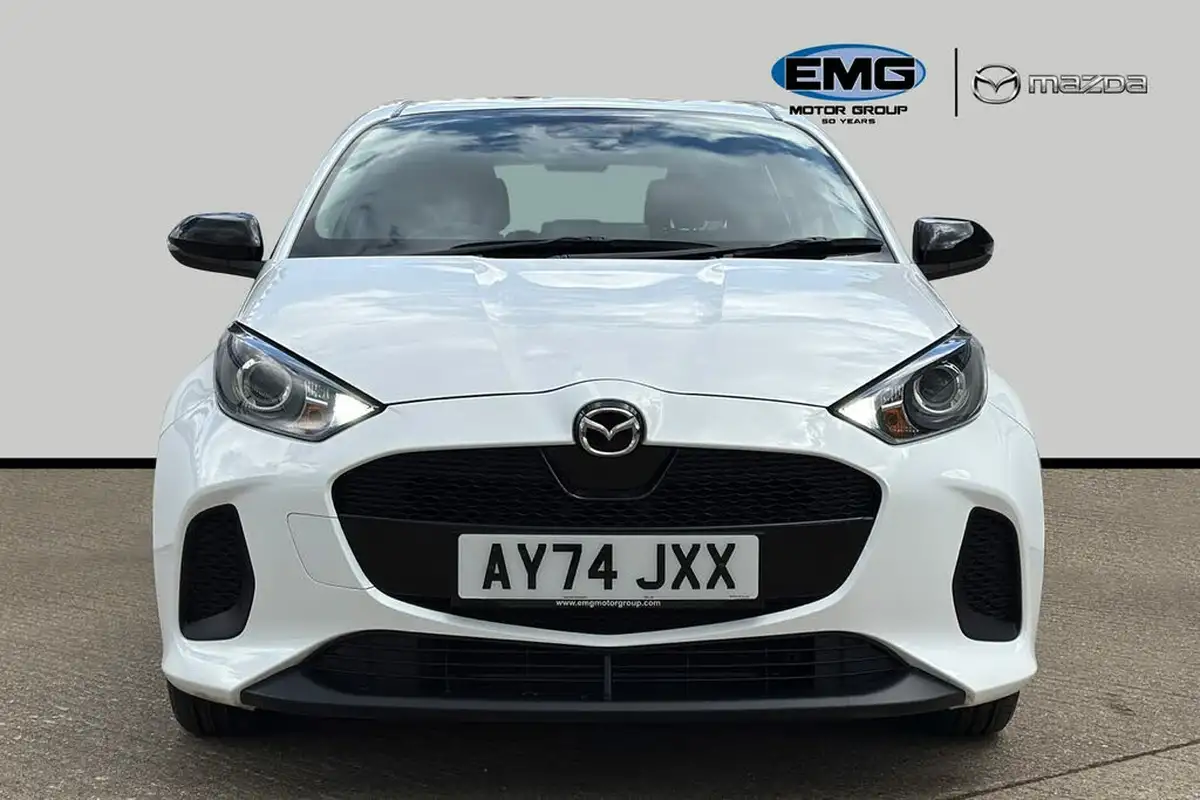 2024-mazda-mazda2-15-centre-line-big-1