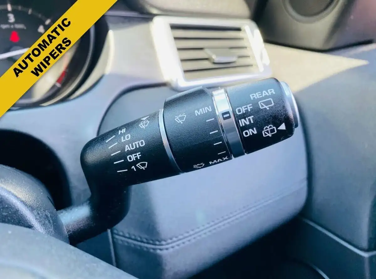 2018-land-rover-discovery-sport-20ed4-se-tech-152ps-big-16