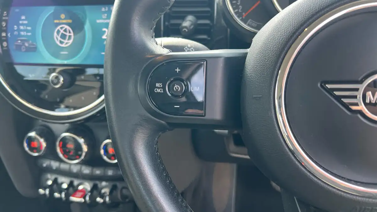 2022-mini-cooper-15-cooper-classic-hatchback-3d-auto-big-22