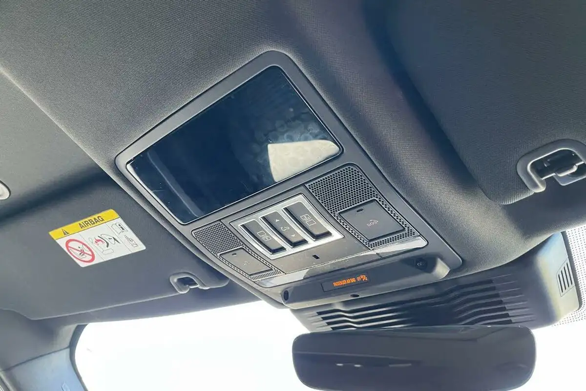 2024-land-rover-discovery-30-d350-dynamic-hse-big-58