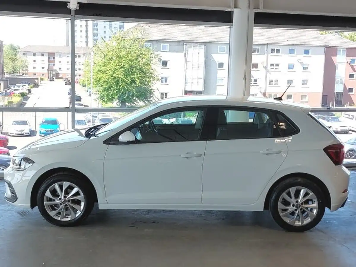 2023-volkswagen-polo-10-tsi-style-big-3