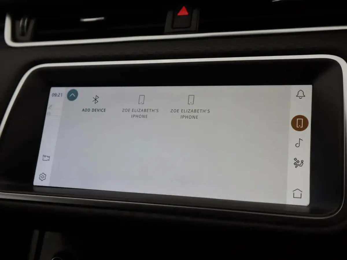 2021-land-rover-range-rover-evoque-20-d165-big-18