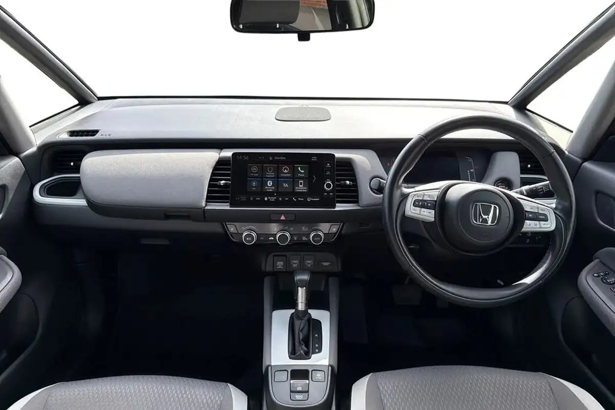 2021-honda-jazz-15-i-mmd-crosstar-ex-107ps-big-3