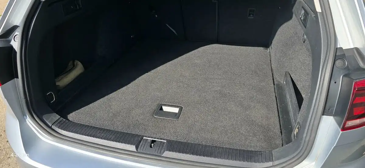 2020-volkswagen-passat-20tdi-sel-150ps-evo-estate-5d-dsg-big-52