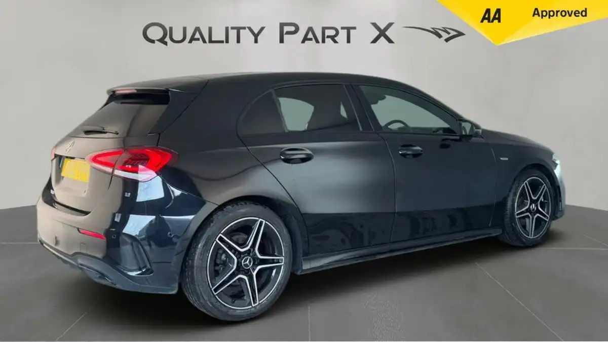 2022-mercedes-benz-a-class-13-a180-amg-line-executive-edition-hatchback-5d-7g-dct-big-2
