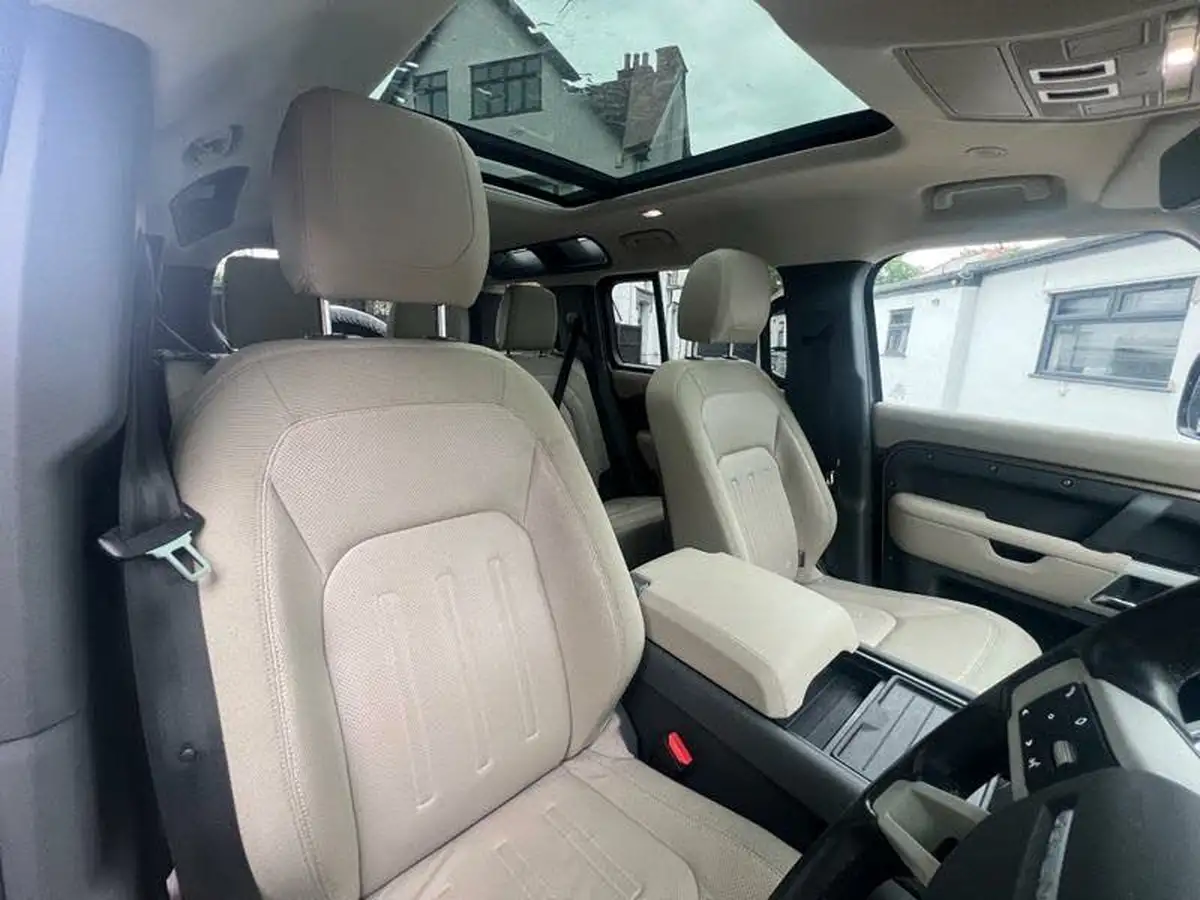 2020-land-rover-110-defender-20-d240-se-110-big-9