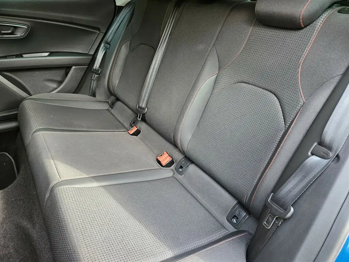 2014-seat-leon-18-fr-tech-pack-ss-hatchback-5d-big-17