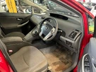 2010-toyota-prius-small-4
