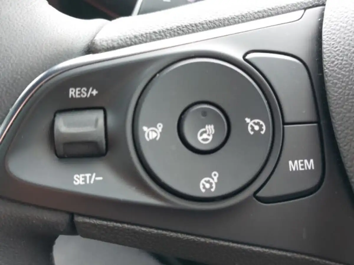 2024-vauxhall-mokka-12-gs-130ps-auto-big-12