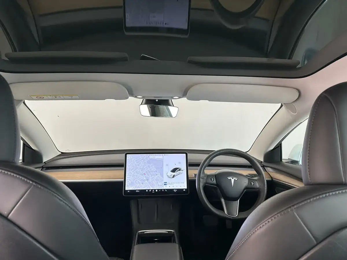 2021-tesla-model-3-e-long-range-4x4-big-24