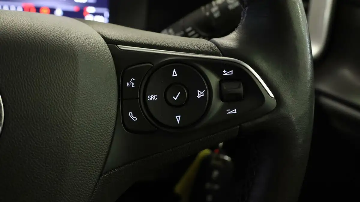 2021-vauxhall-mokka-12-elite-edition-130ps-big-21