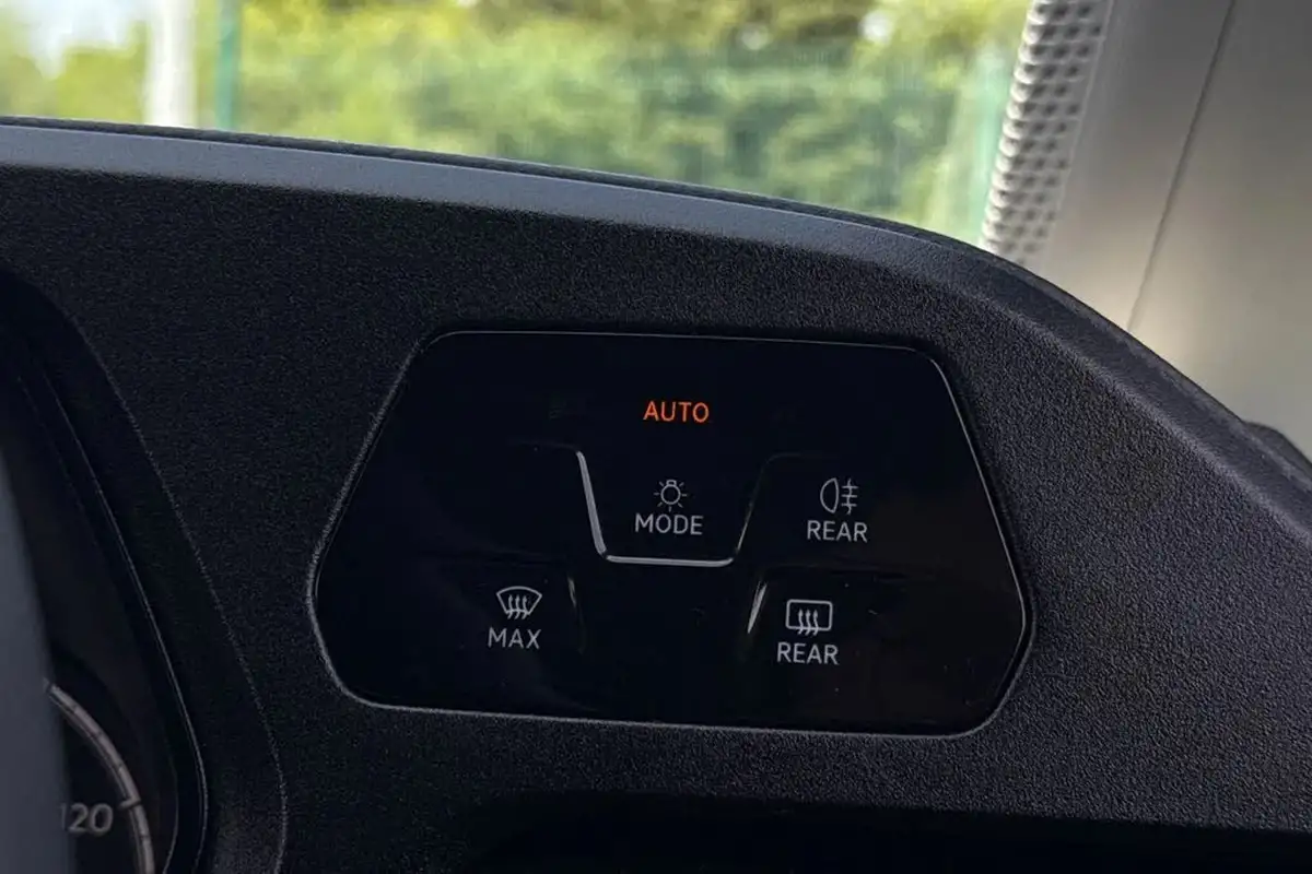 2024-volkswagen-caddy-20tdi-c20-cargo-commerce-big-37