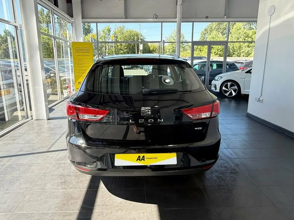 2015-seat-leon-16tdi-se-105ps-sports-tourer-5d-big-8