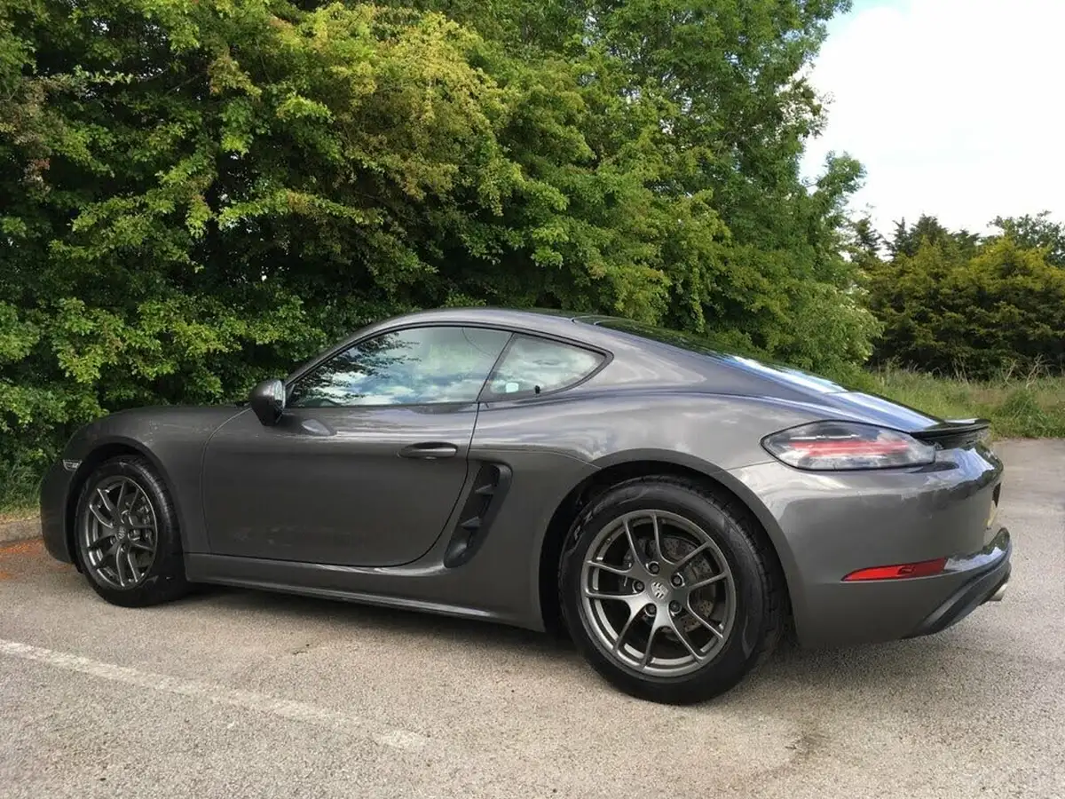 2019-porsche-cayman-718-20-cayman-pdk-big-6