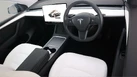 2022-tesla-model-y-e-long-range-small-9