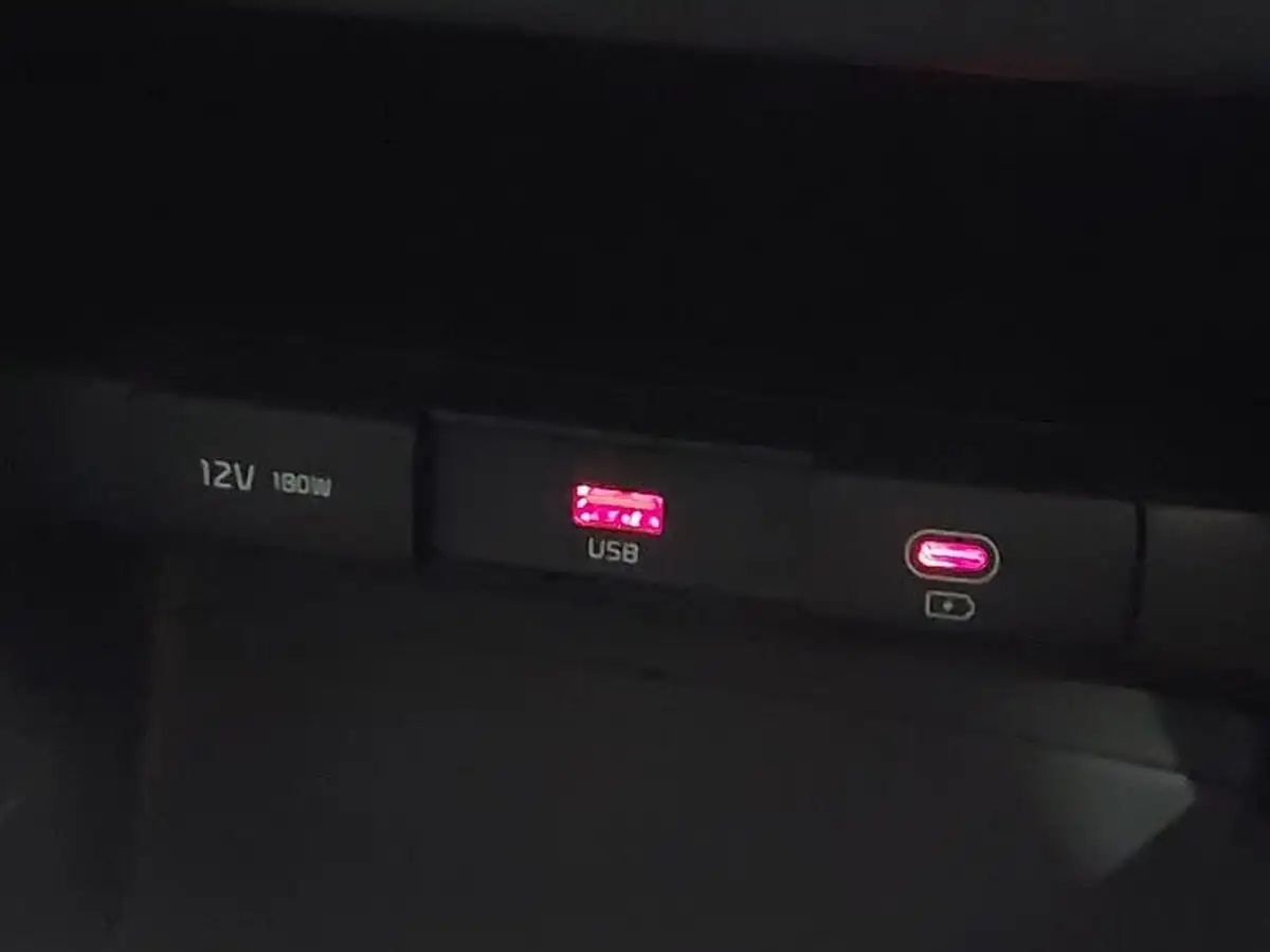 2023-kia-xceed-15-t-gdi-2-158bhp-big-15