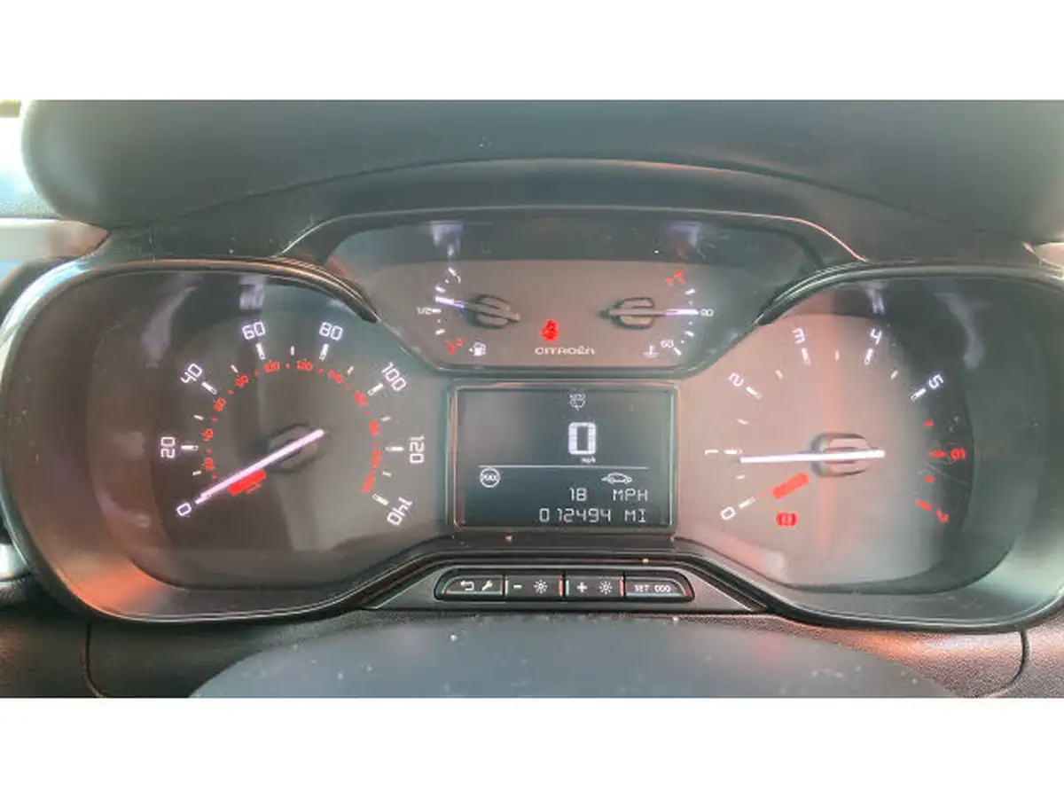 2023-citroen-c3-12-puretech-c-series-edition-83ps-ss-big-17