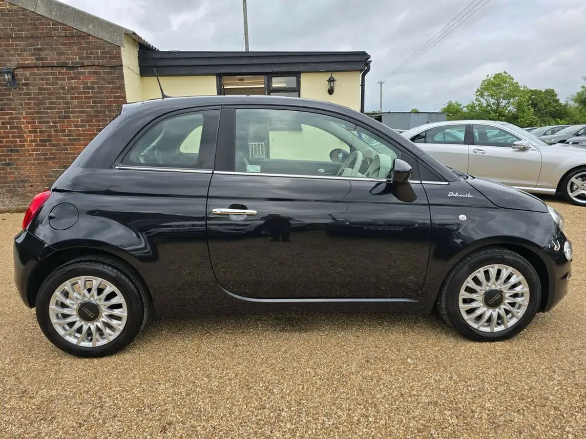 2021-fiat-500-10-dolcevita-big-6