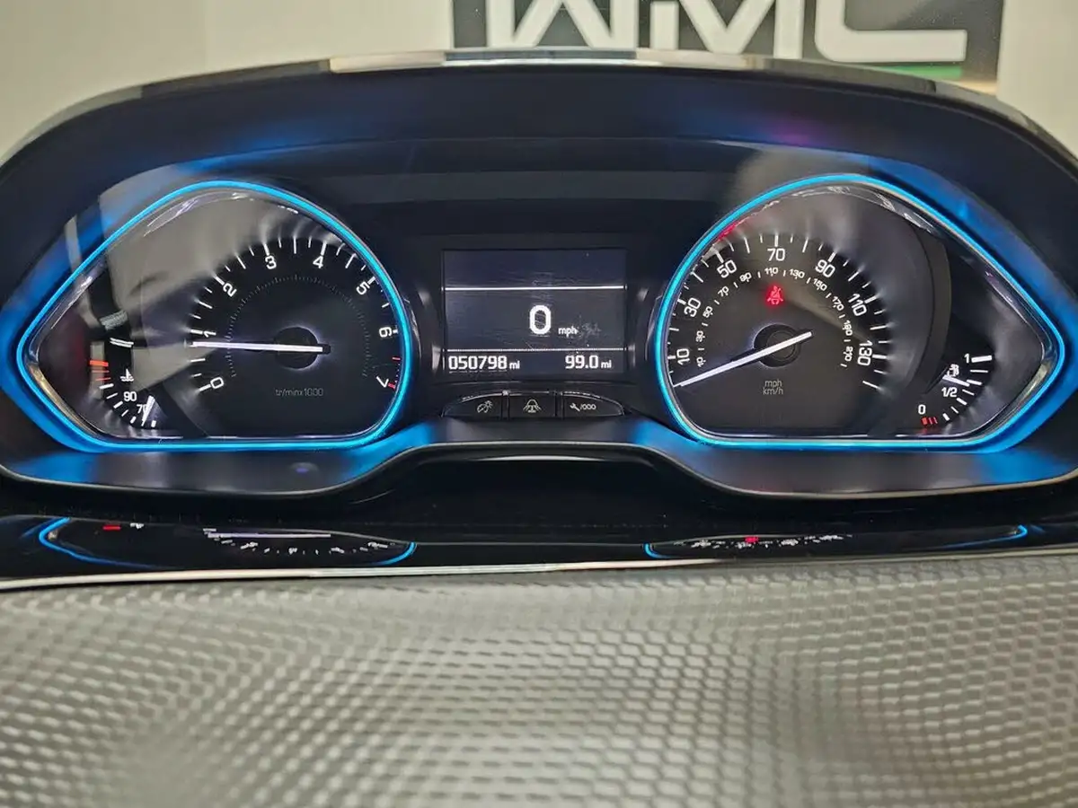 2018-peugeot-2008-suv-12-puretech-allure-130bhp-ss-big-13