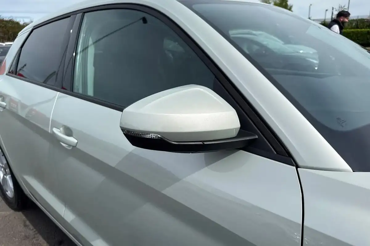 2023-audi-a1-10-30-tfsi-technik-big-36