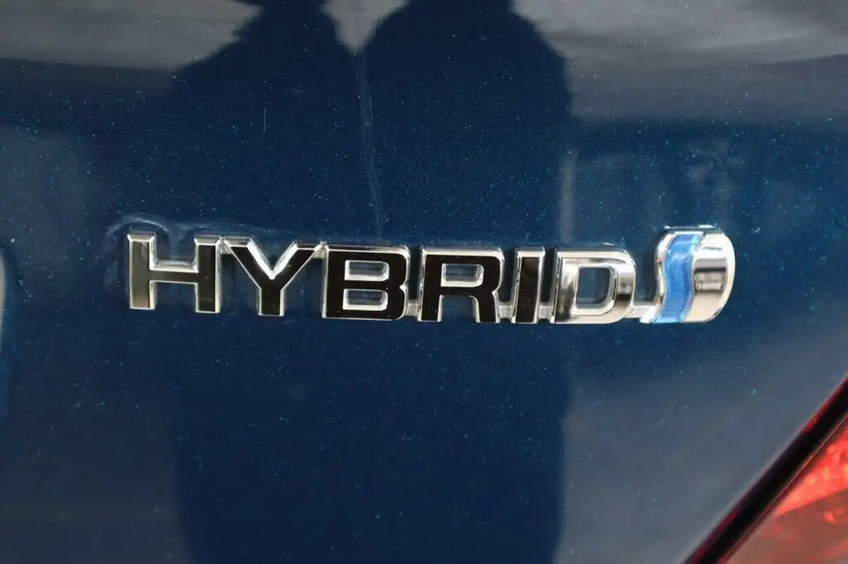 2023-toyota-c-hr-18-vvt-i-design-120bhp-big-46