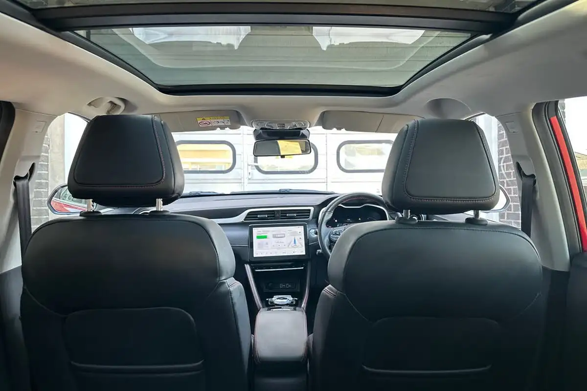 2023-mg-zs-suv-e-trophy-connect-ev-156ps-long-range-big-24