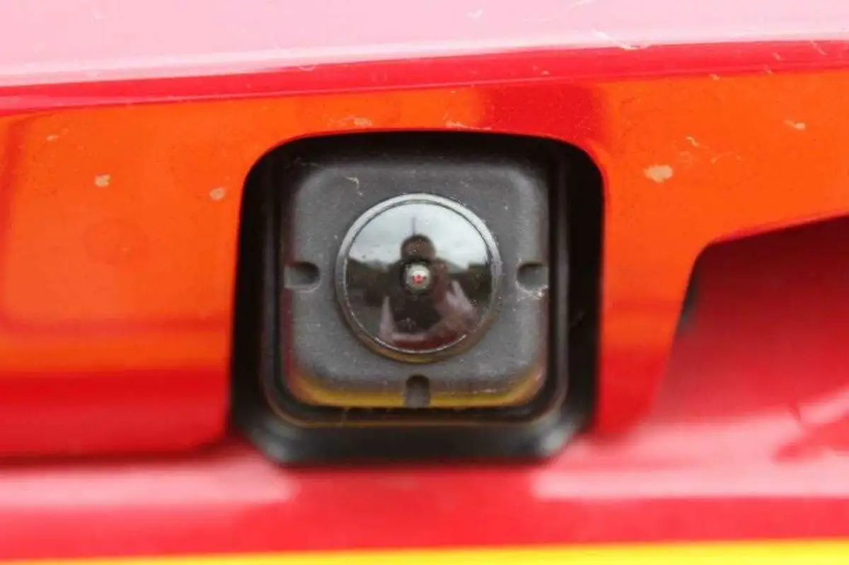 2022-suzuki-ignis-12-dualjet-sz5-big-13