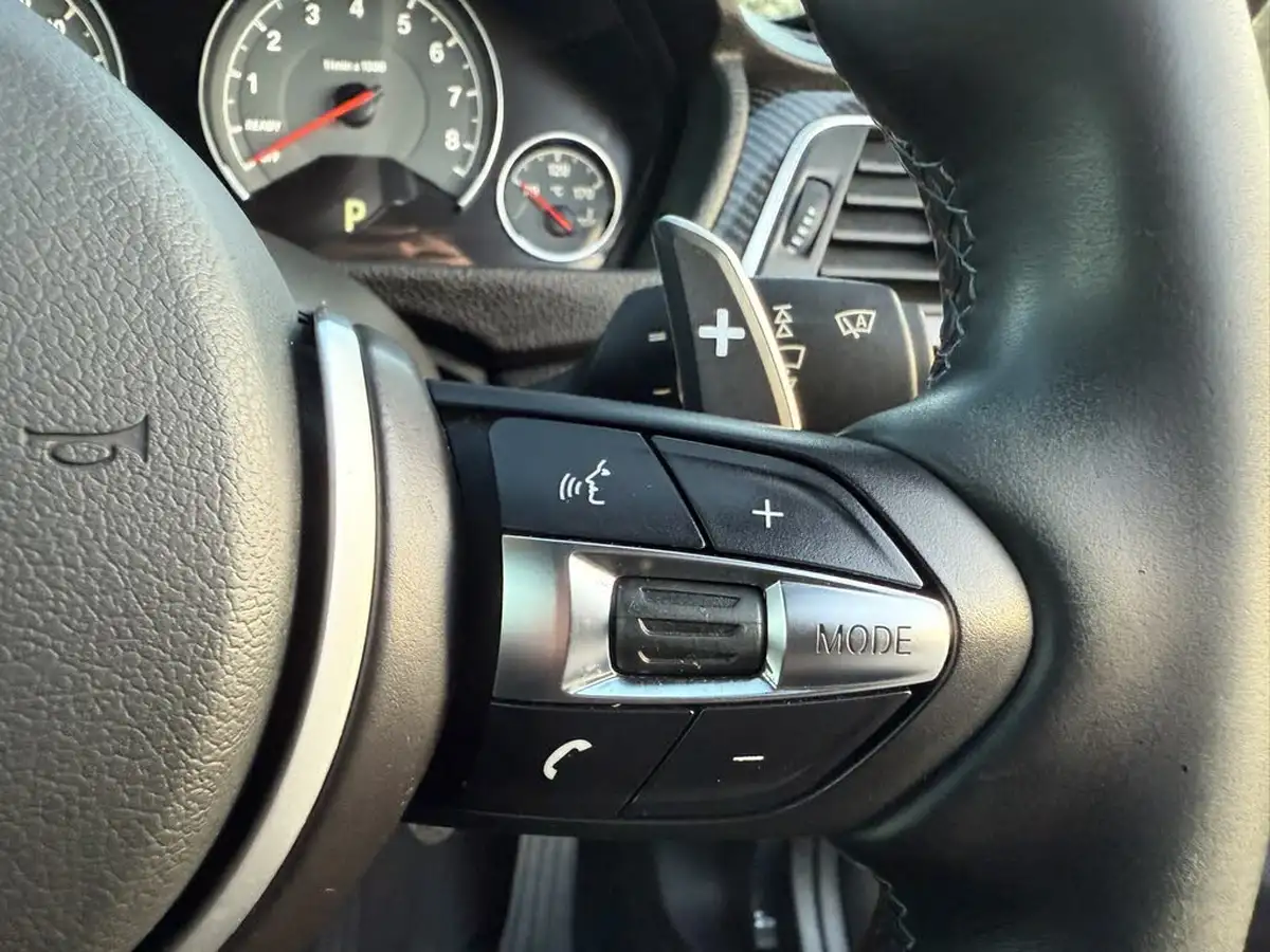 2015-bmw-4-series-30-m4-425bhp-ss-coupe-m-dct-big-32