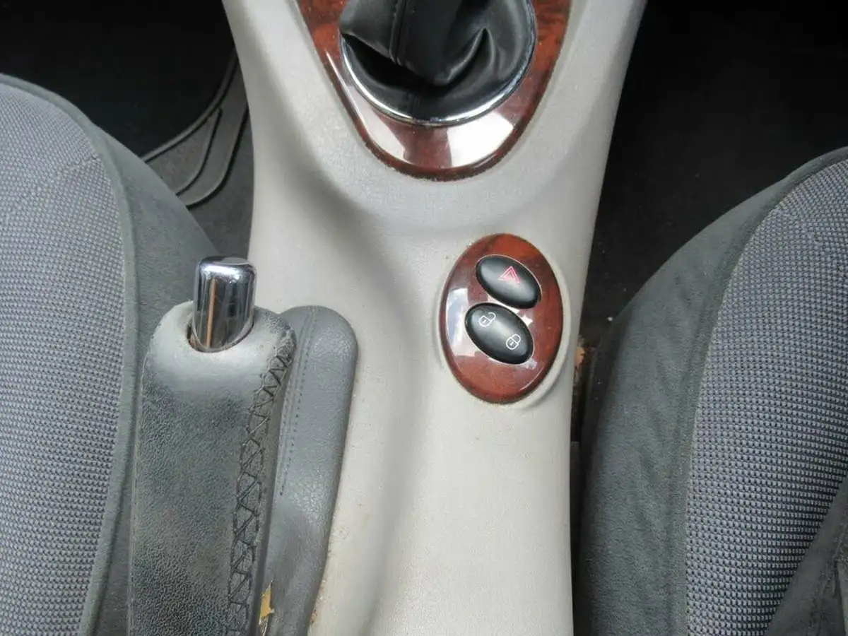 2005-rover-75-20td-classic-cdti-big-12